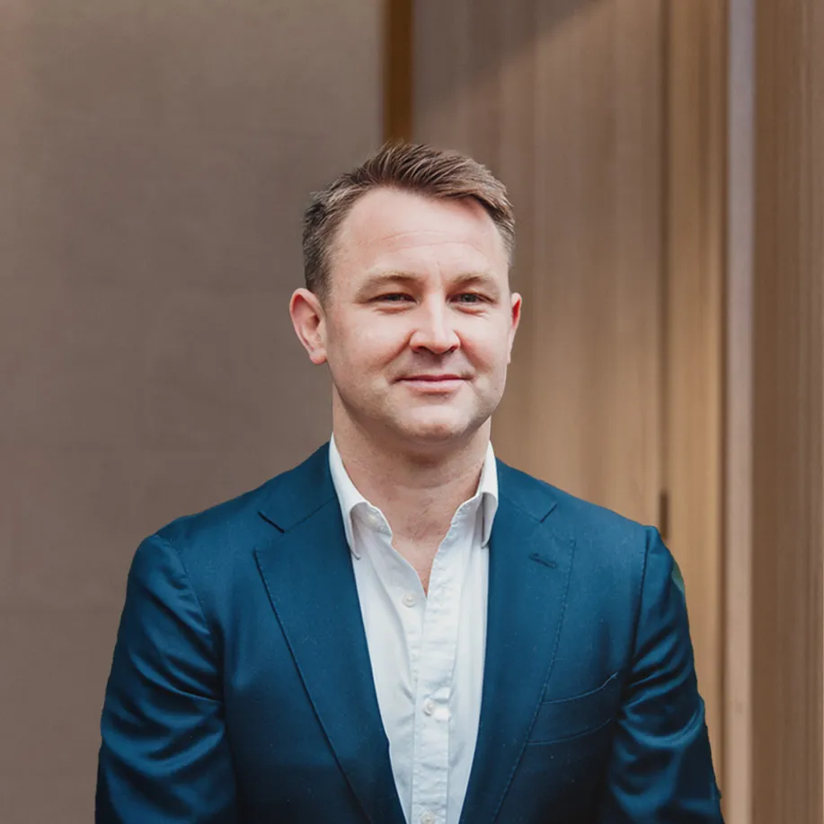 Dr Hugh Giddings